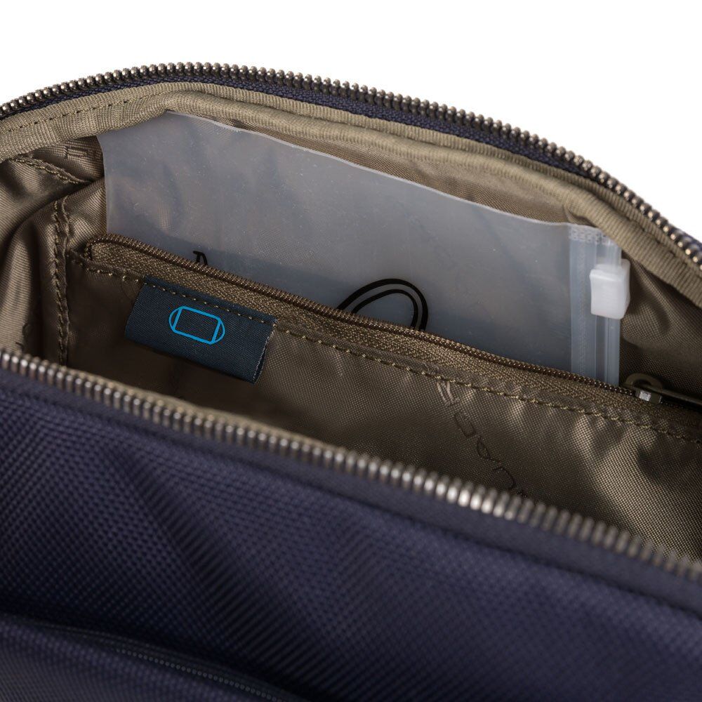 Piquadro Brief 2 Gürteltasche aus rezykliertem Stoff Blau Piquadro Brief 2 Gürteltasche aus rezykliertem Stoff Blau