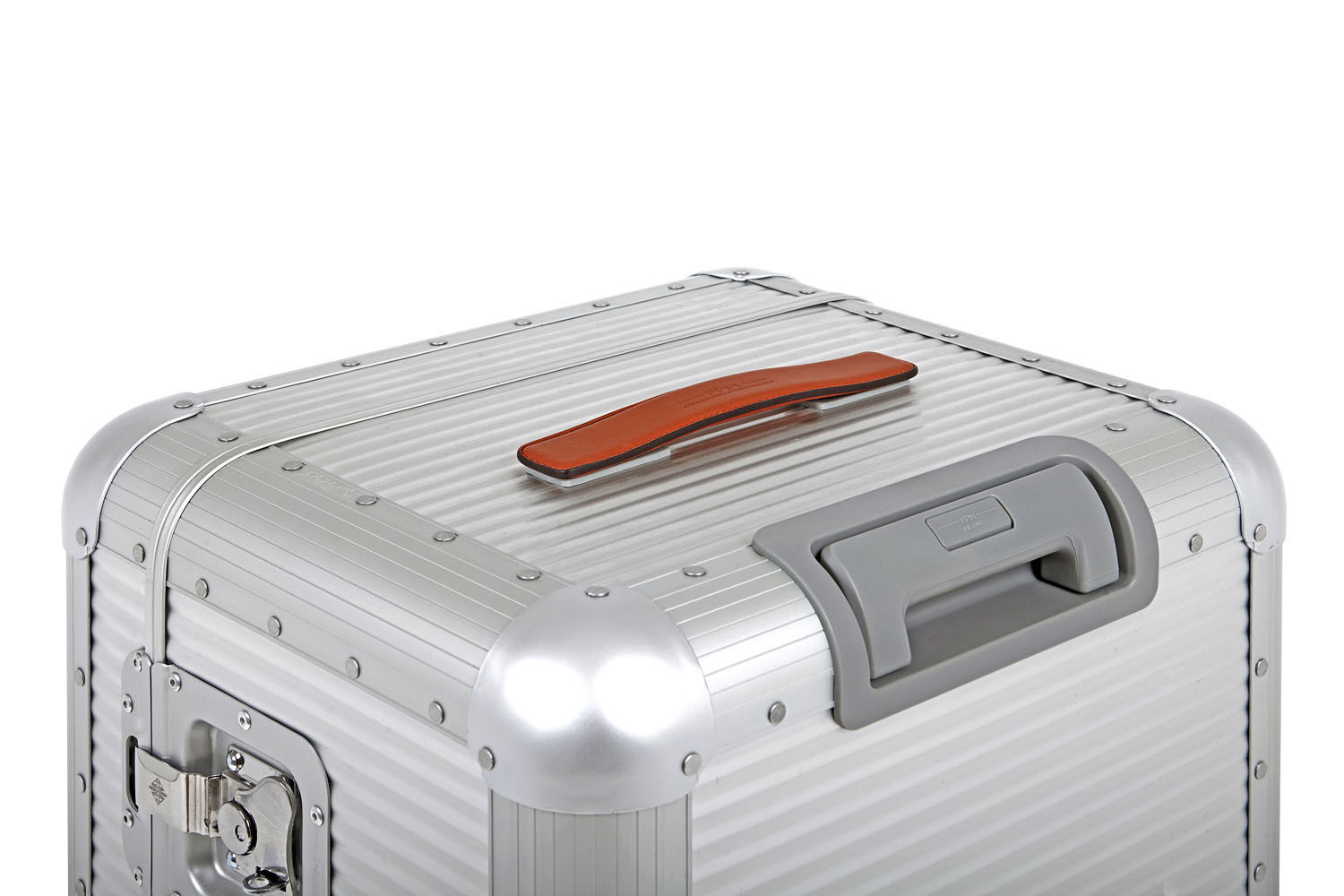 FPM Bank Trunk on Wheels Moonlight Silver FPM Bank Trunk on Wheels Moonlight Silver