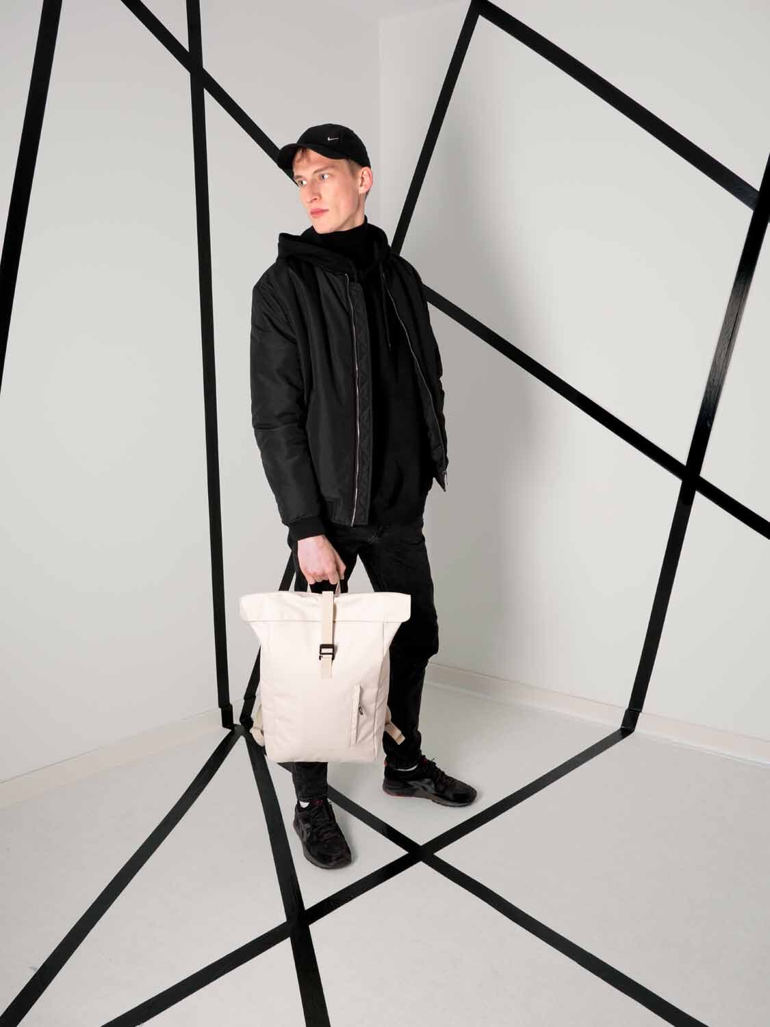 kattbjørn Rolltop mit 15" Laptopfach Sandy Beige