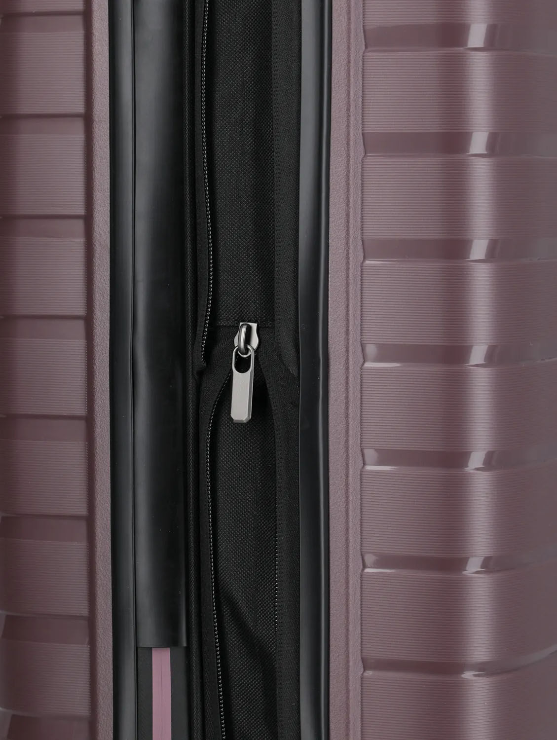 Travelite Air Base Trolley S 4-Rollen, erweiterbar Flieder Travelite Air Base Trolley S 4-Rollen, erweiterbar Flieder