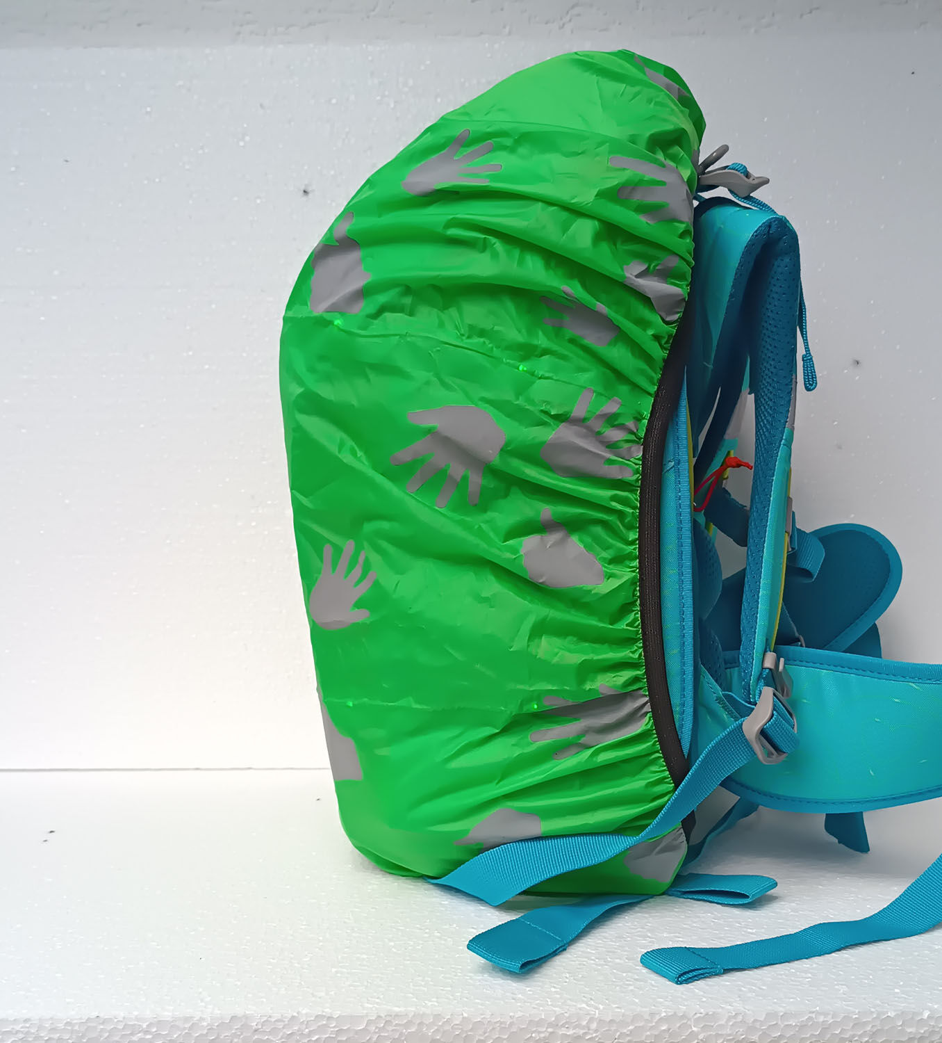 xanadoo Schulzubehör LED Schulranzen Cover neon Grün