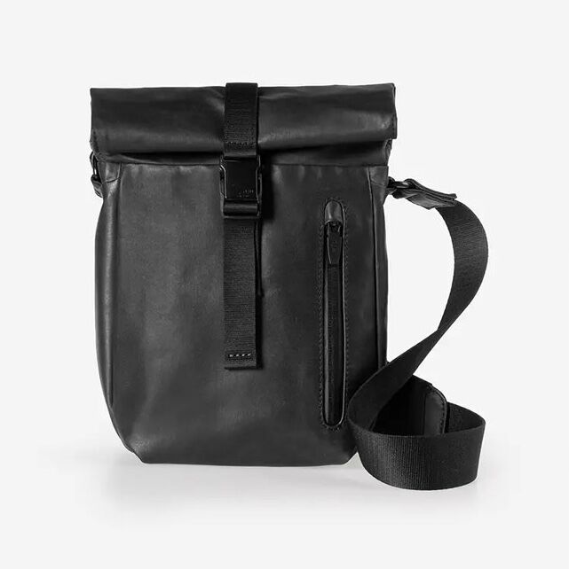 aunts & uncles Japan RE Yodo Umhängetasche Rolltop Black