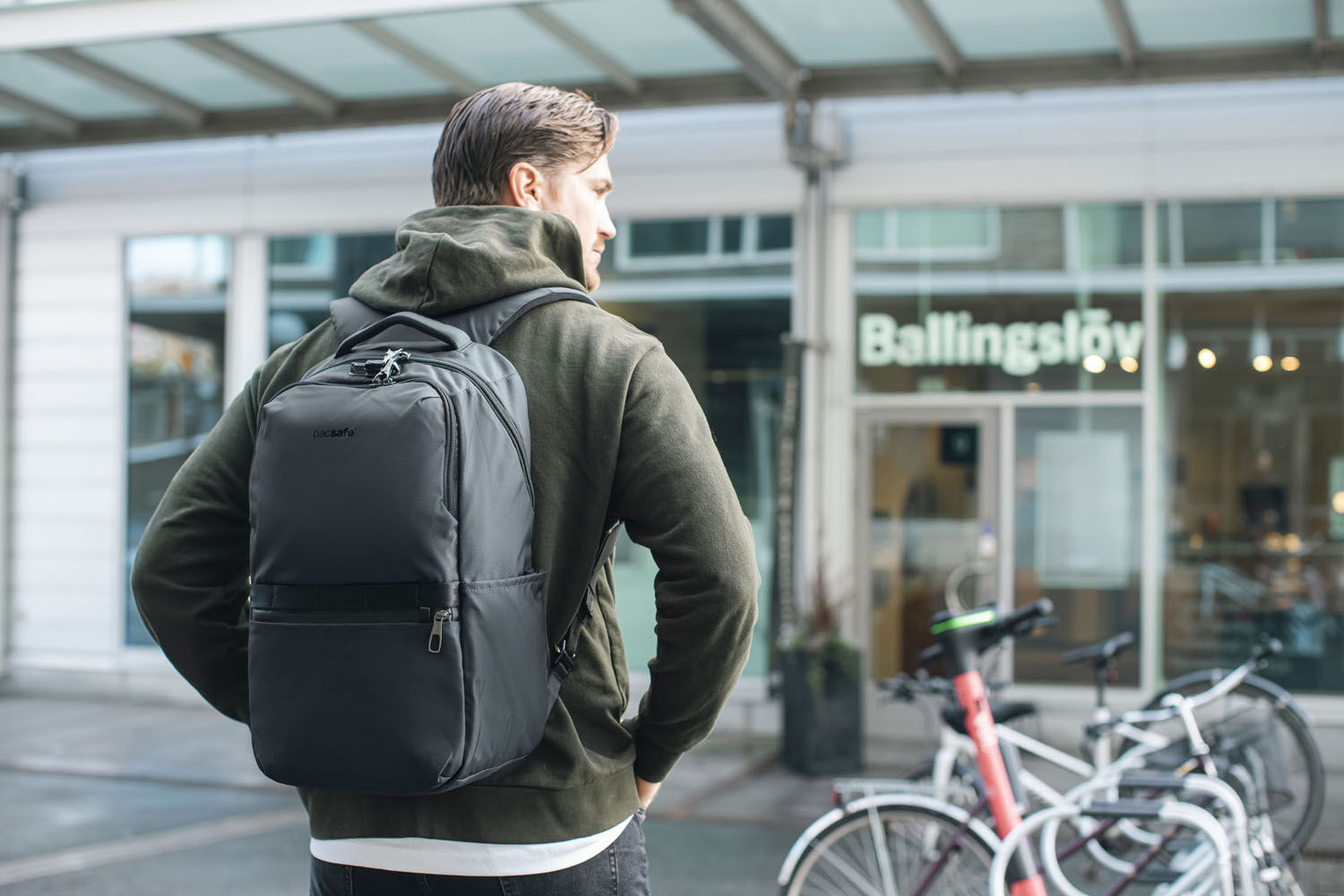 pacsafe X Anti-Theft 25L Backpack