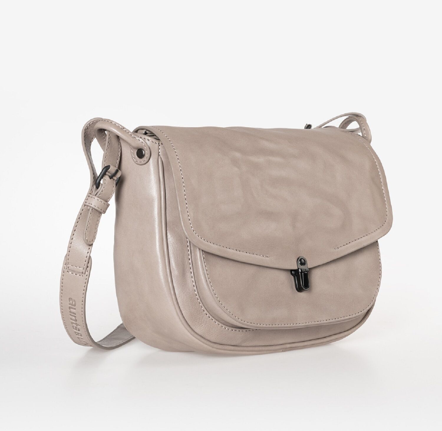 aunts & uncles Grandma's Luxury Club Mrs. Mole Cake Cashmere