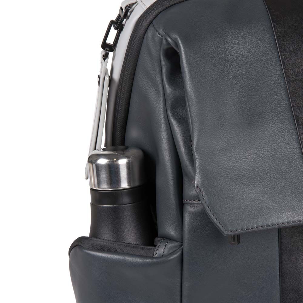 Piquadro Urban Laptoprucksack mit iPad®12,9" -Fach, RFID-Blocker grey/black Piquadro Urban Laptoprucksack mit iPad®12,9" -Fach, RFID-Blocker grey/black