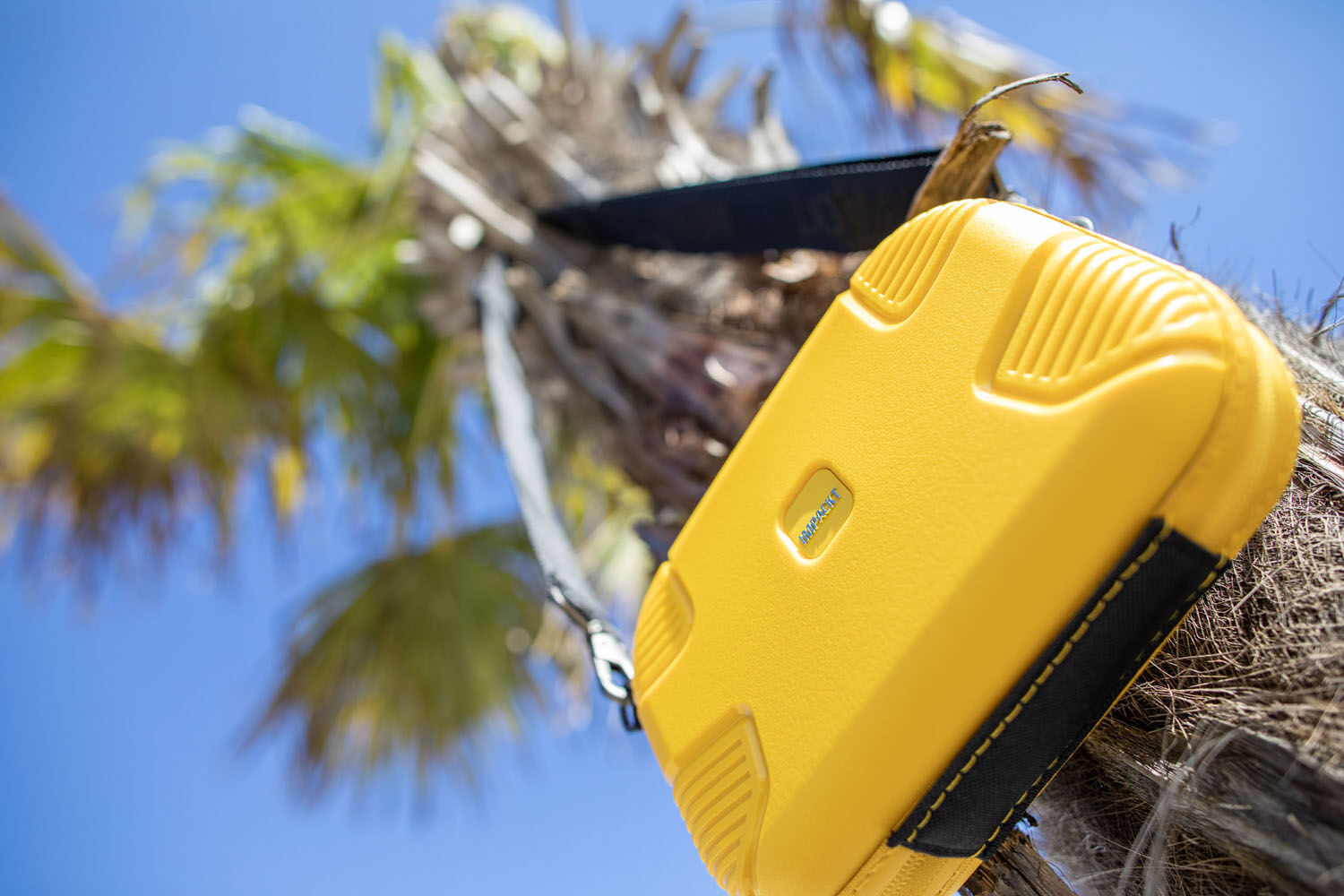 IMPACKT IP1 Minicase Sunset yellow