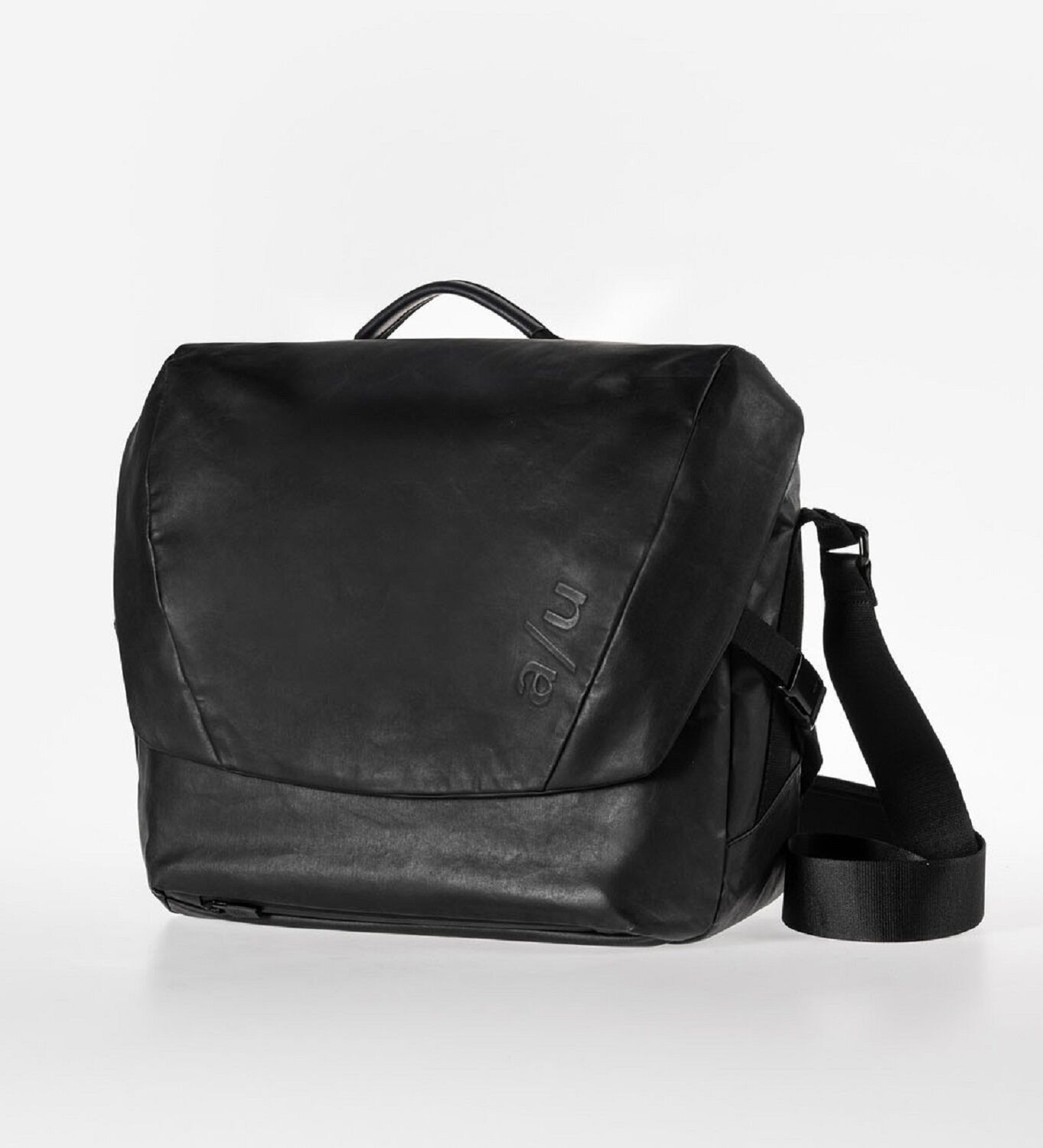 aunts & uncles Japan RE Yamakuni Kuriertasche Black