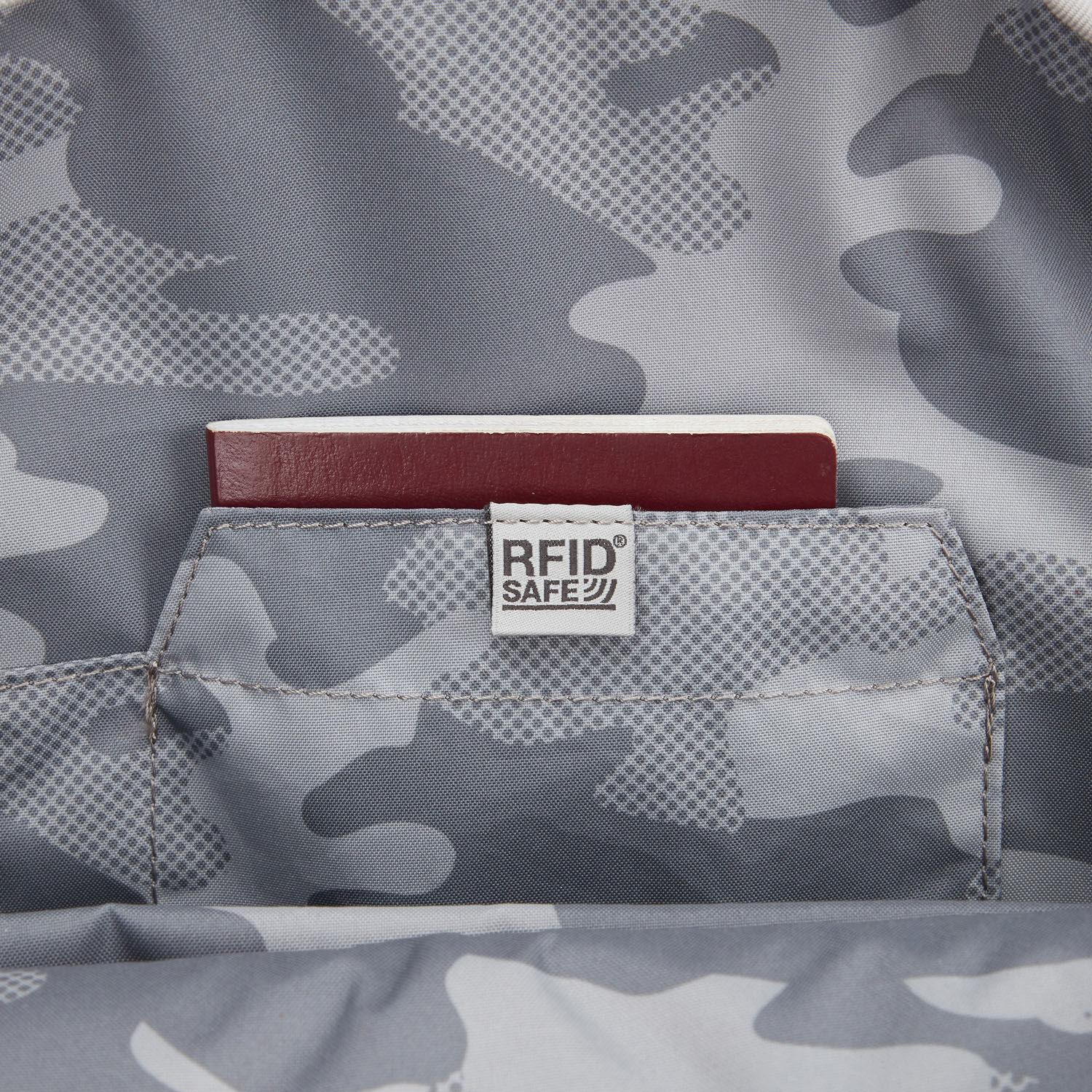 pacsafe GO 15L Anti-Theft Backpack Jet Black