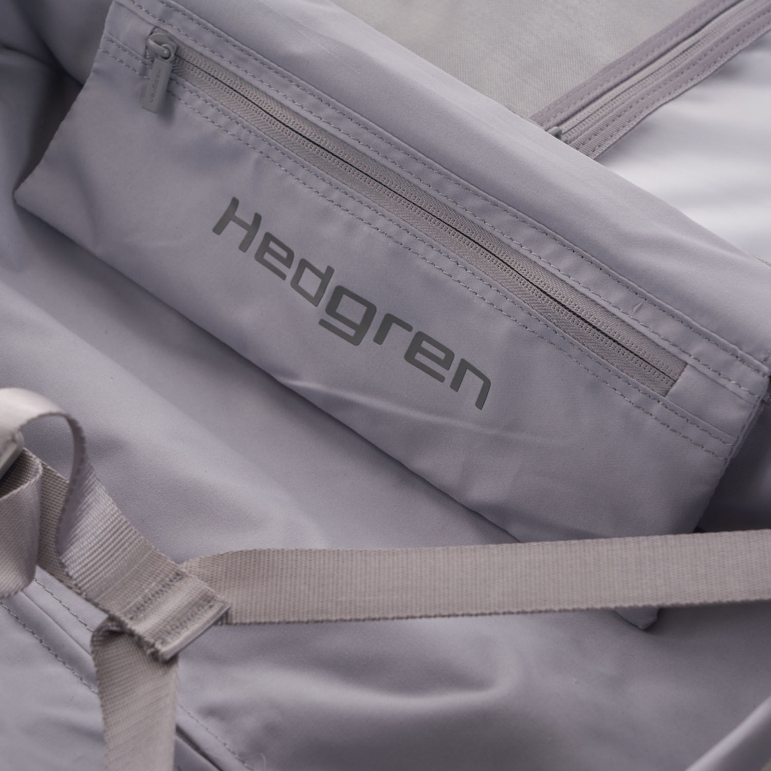 Hedgren Edge Carve XS Cabin Trolley, 4 Rollen, 55cm Black