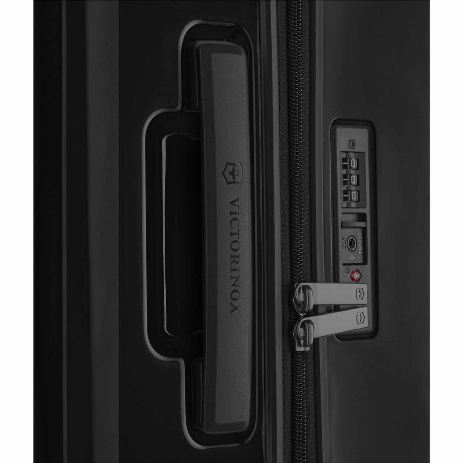 Victorinox Airox Frequent Flyer Hardside Carry-On Schwarz Victorinox Airox Frequent Flyer Hardside Carry-On Schwarz