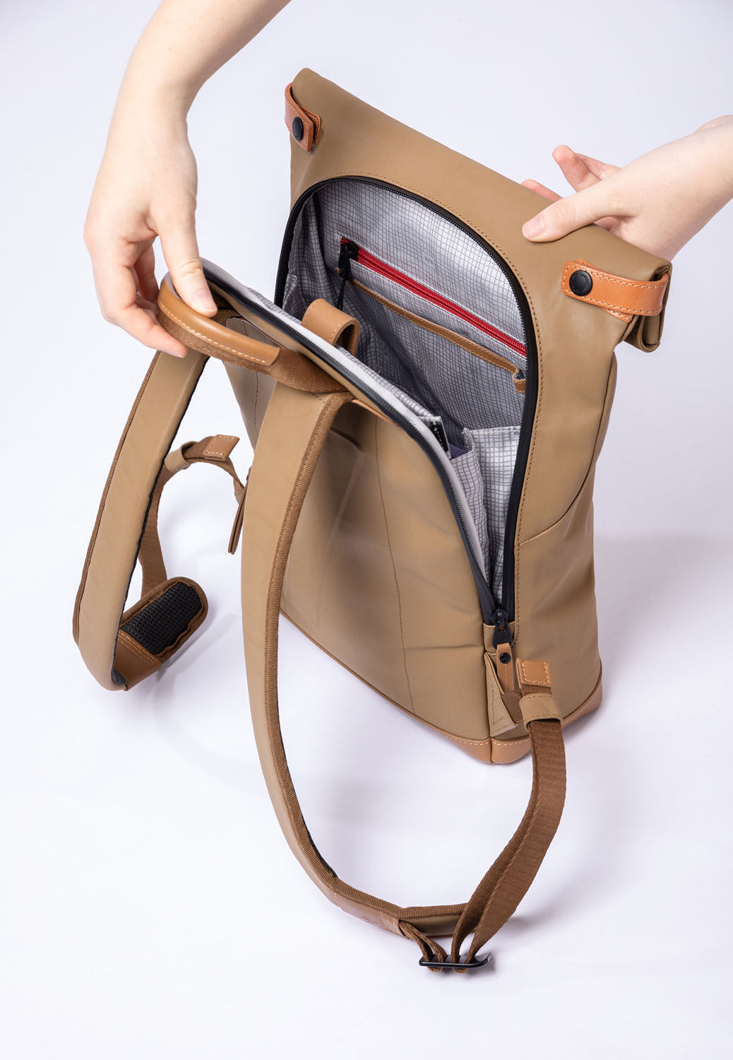 aunts & uncles Japan Wakayama Rolltop Rucksack mit 13" Notebookfach apple butter