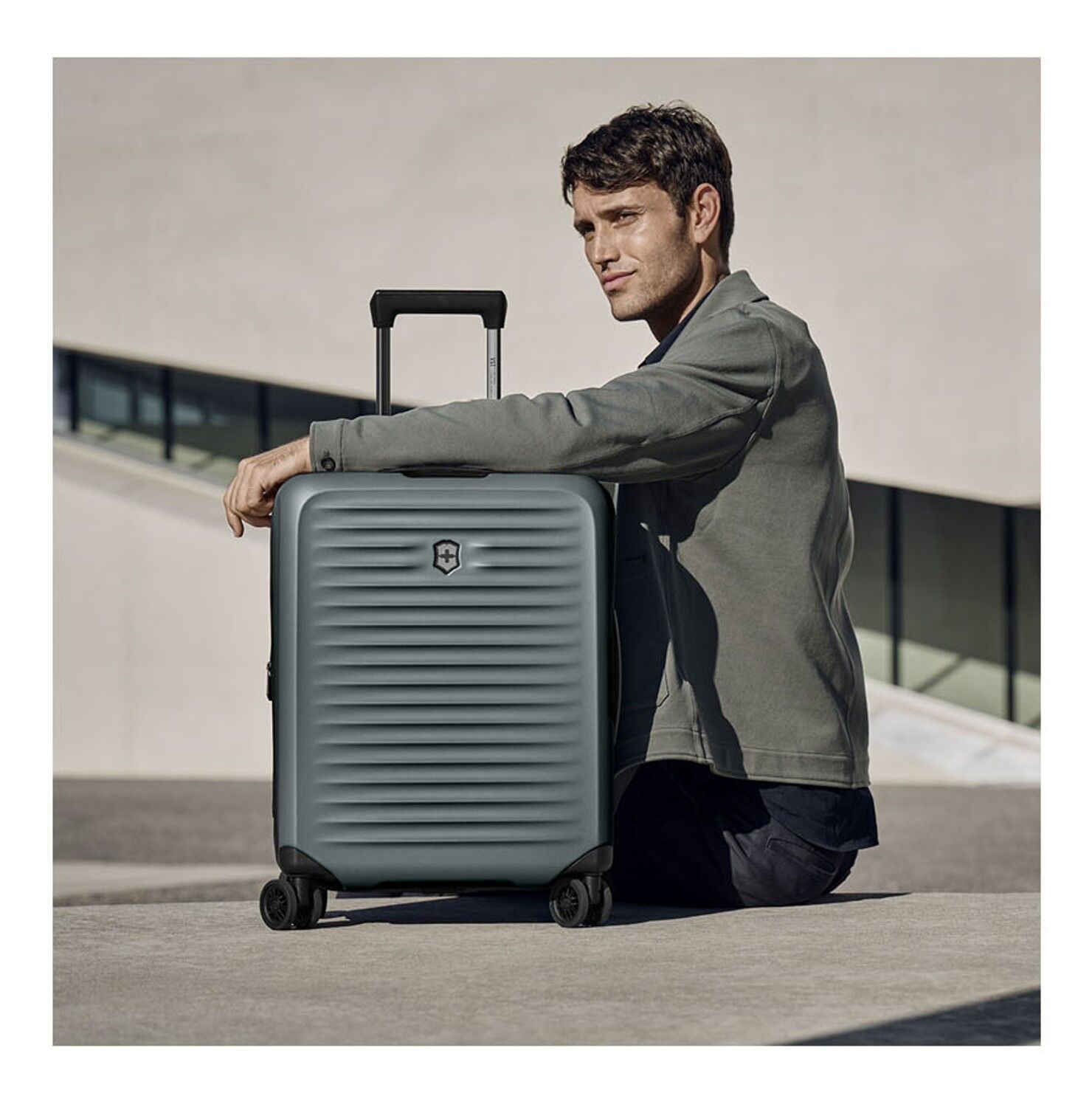 Victorinox Airox Advanced Global Carry-On Storm