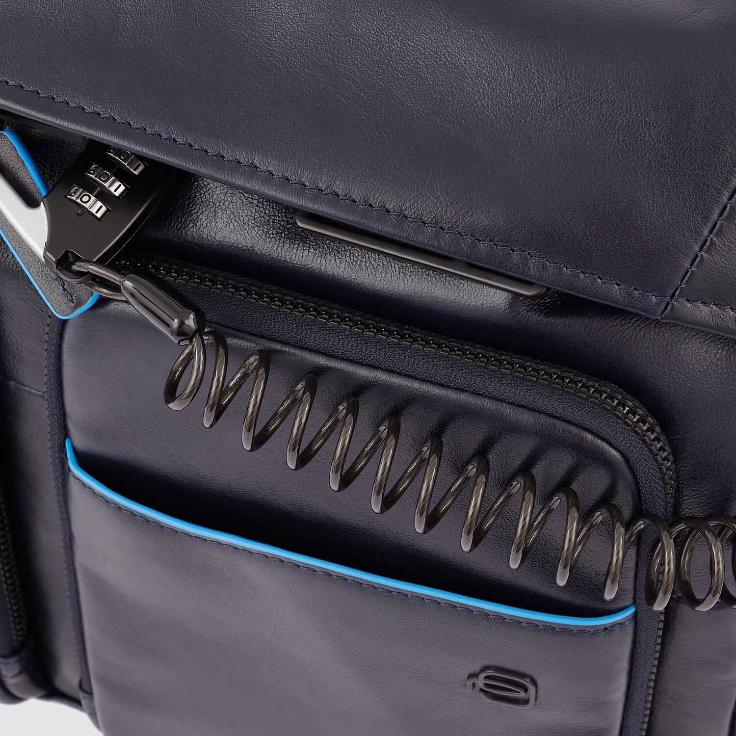 Piquadro Blue Square Revamp Fahrrad Laptopkuriertasche 14" Laptop-Fach Nachtblau