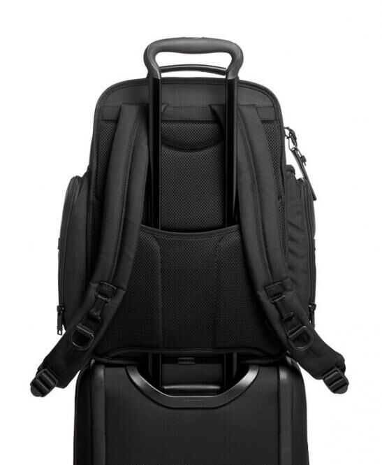Tumi Alpha 3 Packing Rucksack mit 15" Laptopfach + GRATIS HOTELGUTSCHEIN Black Tumi Alpha 3 Packing Rucksack mit 15" Laptopfach + GRATIS HOTELGUTSCHEIN Black