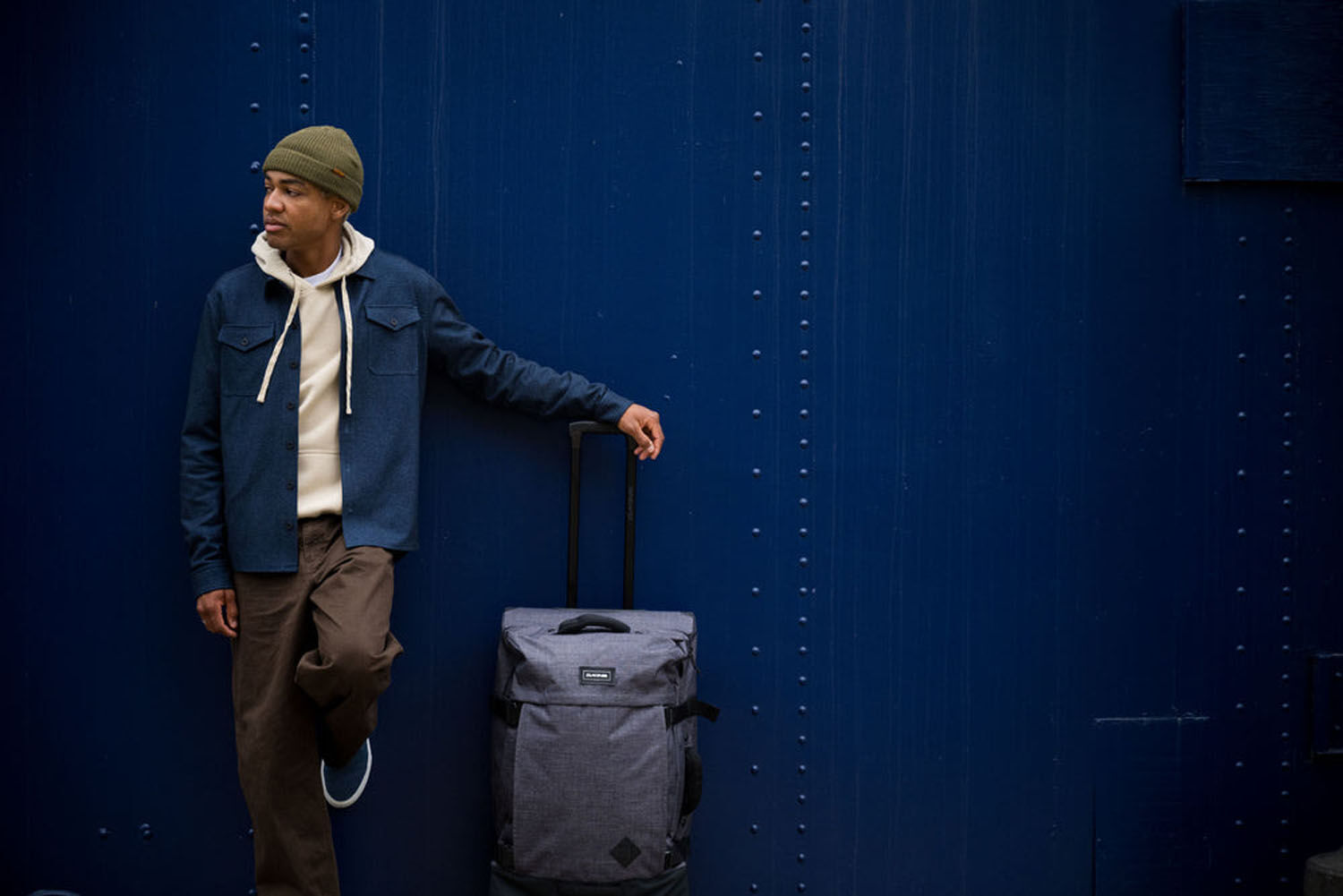 Dakine 365 Roller 100L Reisetasche mit 2 Rollen Dakine 365 Roller 100L Reisetasche mit 2 Rollen