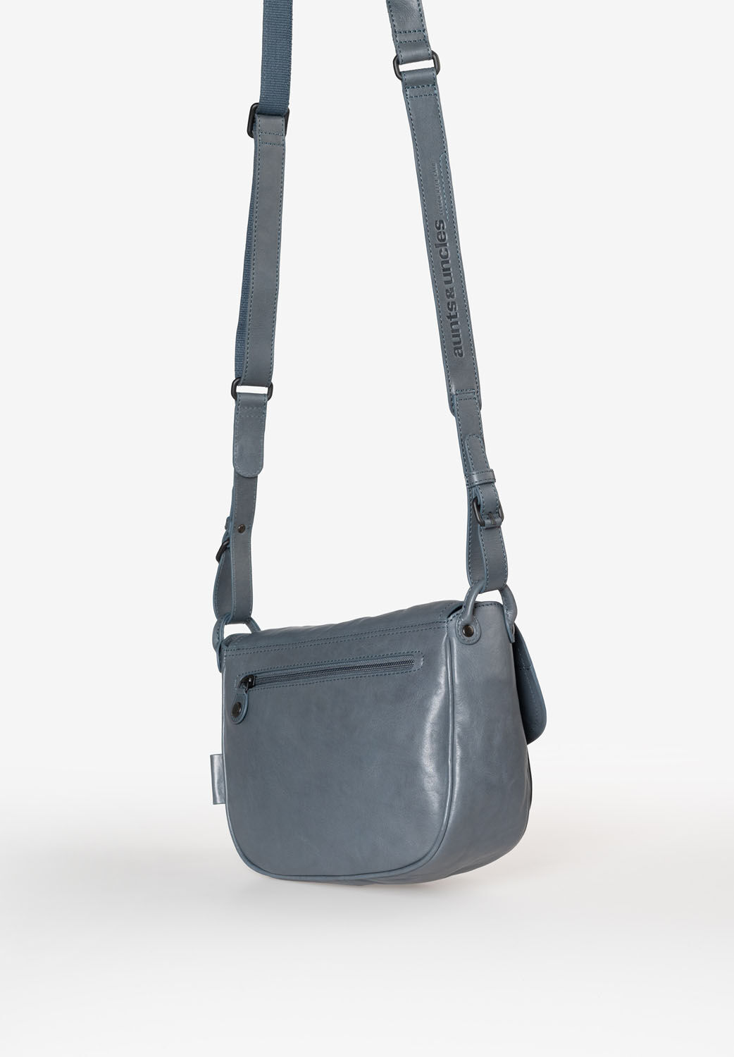 aunts & uncles Grandma's Luxury Club Mrs. Mole Cake Wind