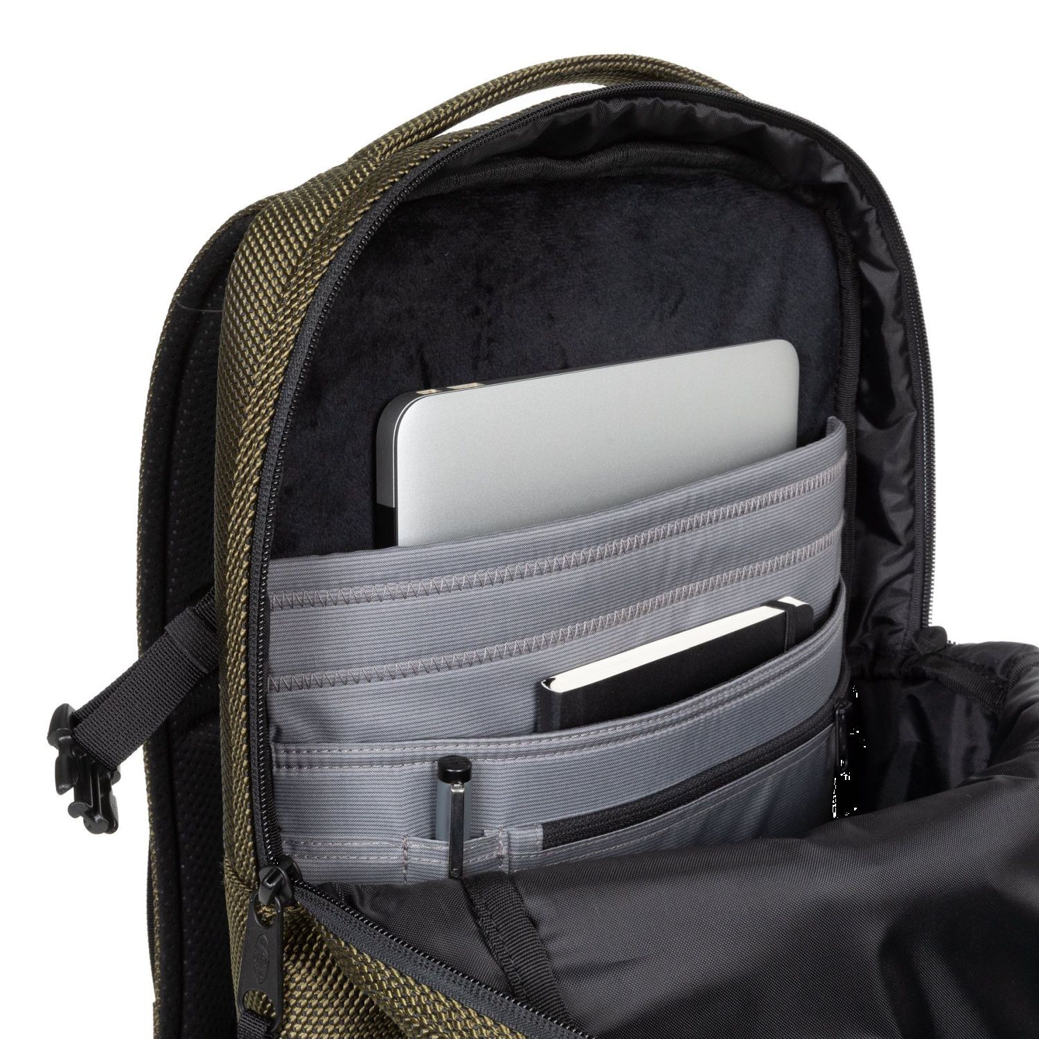 Eastpak Tecum Rucksack M mit 15" Laptopfach CNNCT Army Eastpak Tecum Rucksack M mit 15" Laptopfach CNNCT Army