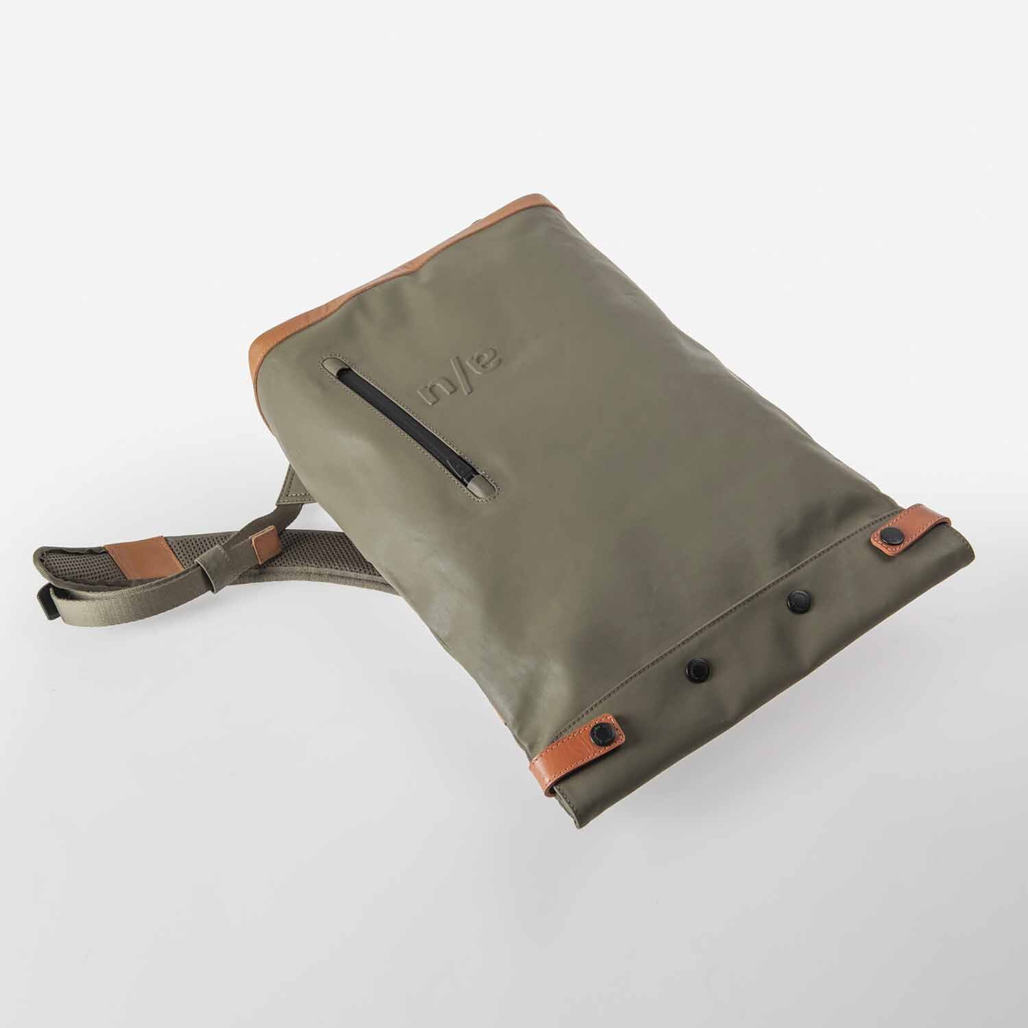 aunts & uncles Japan Wakayama Rolltop Rucksack mit 13" Notebookfach fallen rock