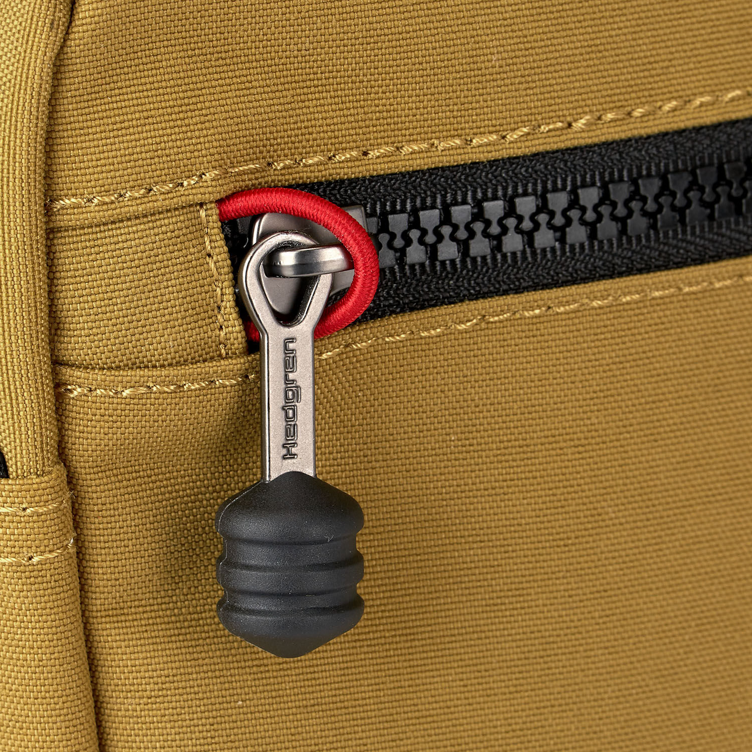 Hedgren Great American Heritage QUEST Vertical Crossover 10" RFID Mustard Olive Hedgren Great American Heritage QUEST Vertical Crossover 10" RFID Mustard Olive