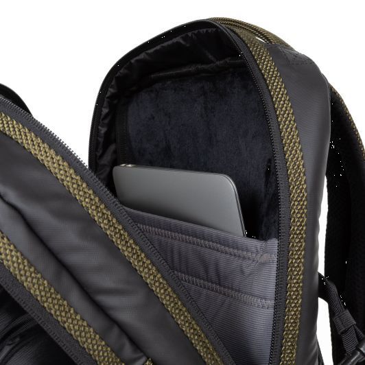 Eastpak Tecum Rucksack L mit 15" Laptopfach CNNCT Army
