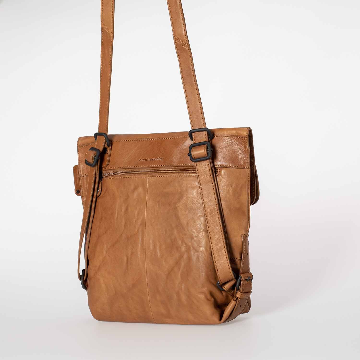 aunts & uncles Grandma's Luxury Club Mrs. Mince Pie Multifunktional: Rucksack/Umhängetasche caramel