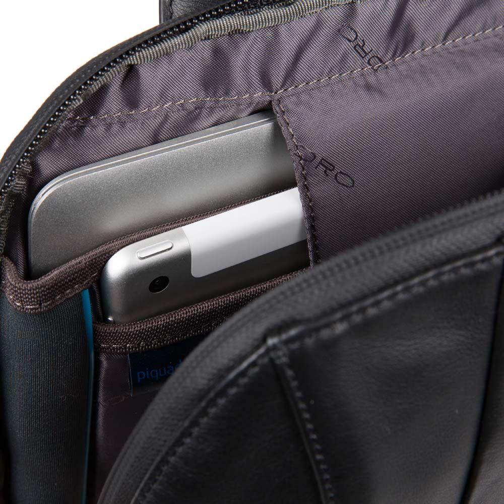 Piquadro Urban Laptoprucksack mini mit iPad®Pro11"-Fach schwarz Piquadro Urban Laptoprucksack mini mit iPad®Pro11"-Fach schwarz