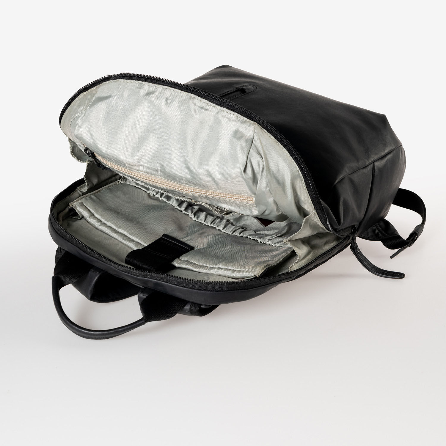 aunts & uncles Japan RE Kumotsu Rucksack mit 11" Notebookfach Black