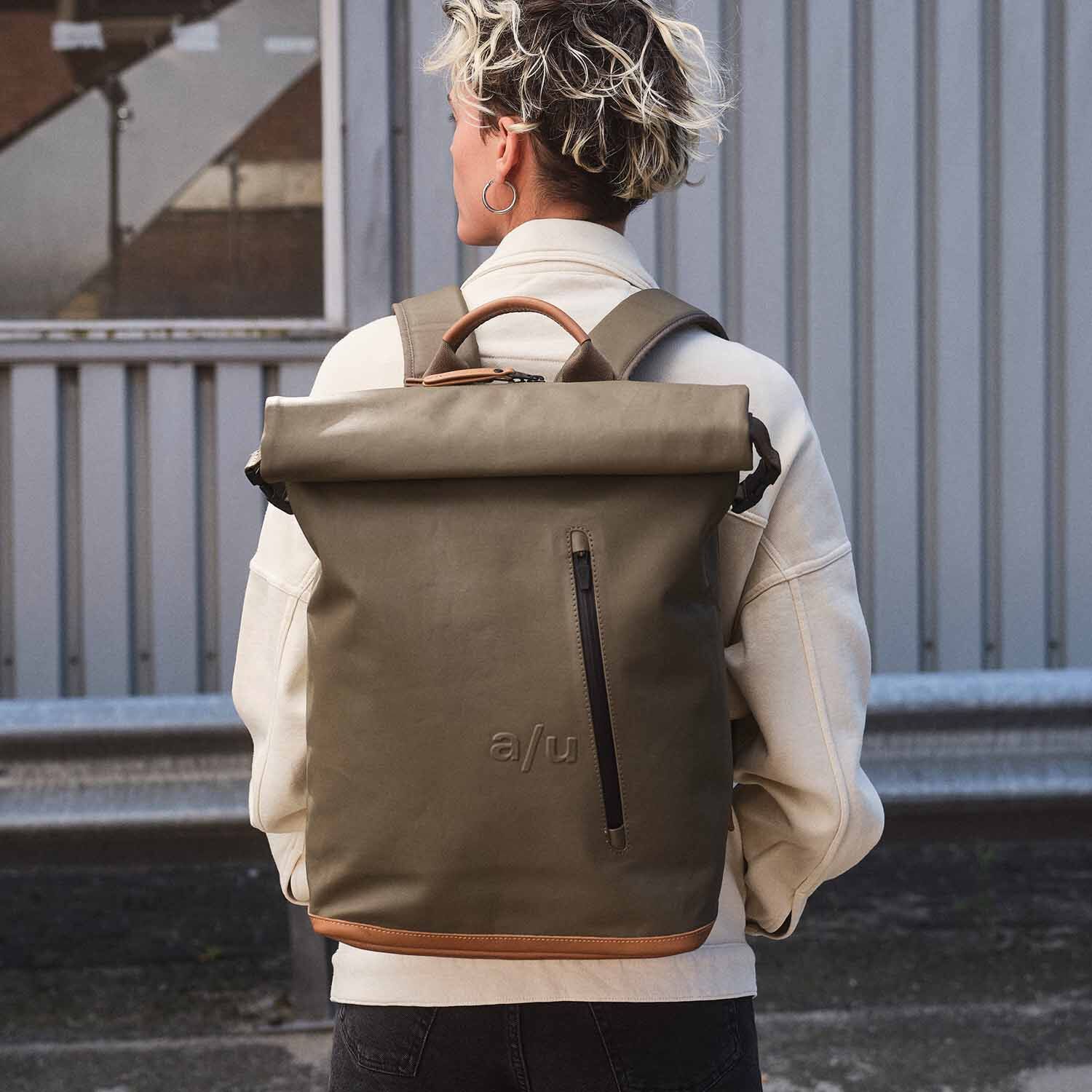 aunts & uncles Japan Fukui Rolltop Rucksack mit 15" Notebookfach fallen rock