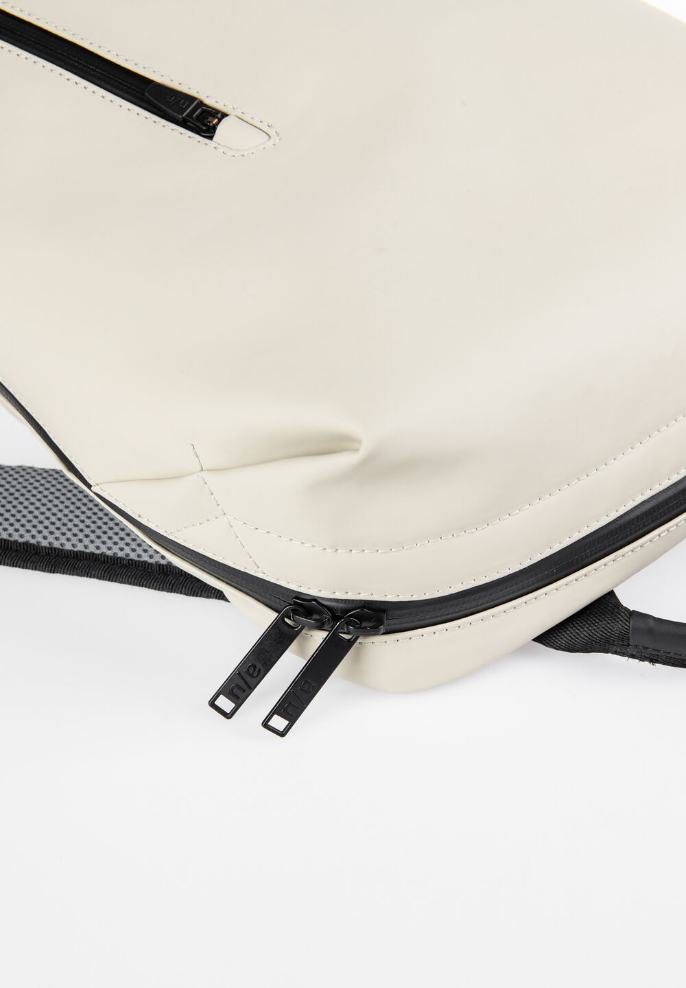 aunts & uncles Japan Nishi Hamamatsu Rucksack mit 13" Notebookfach sand