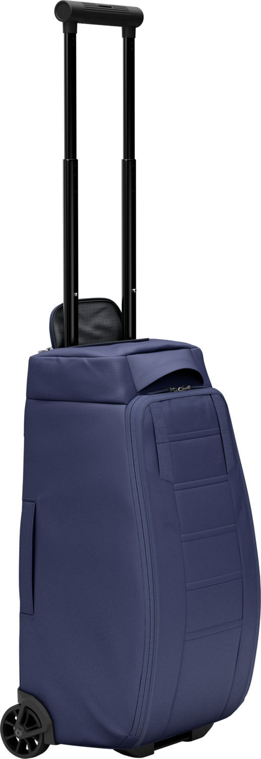 D_b_ Hugger Roller Bag Carry-on 40L Blue Hour D_b_ Hugger Roller Bag Carry-on 40L Blue Hour