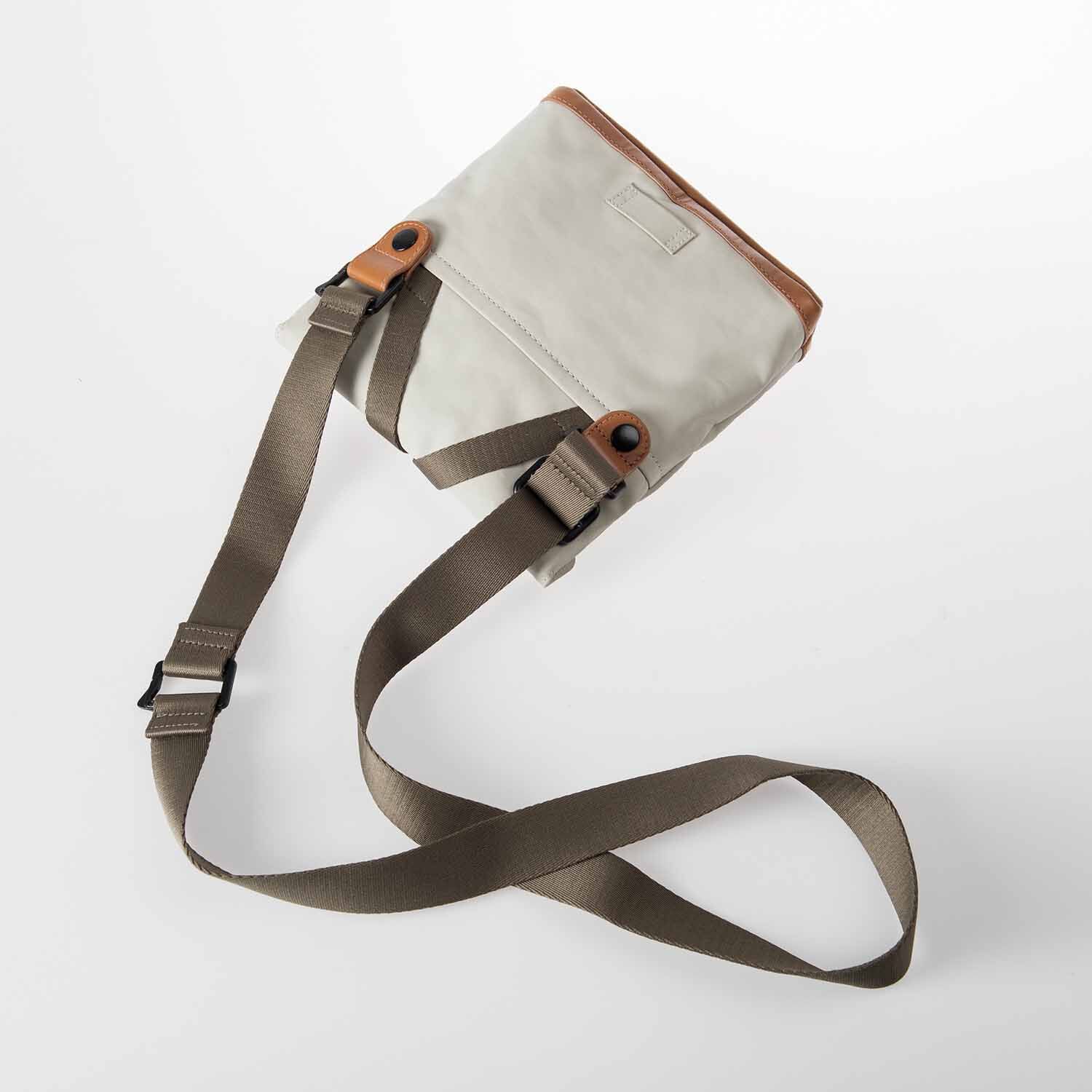 aunts & uncles Japan Tsu Multifunktional: Gürteltasche/Umhängetasche dust