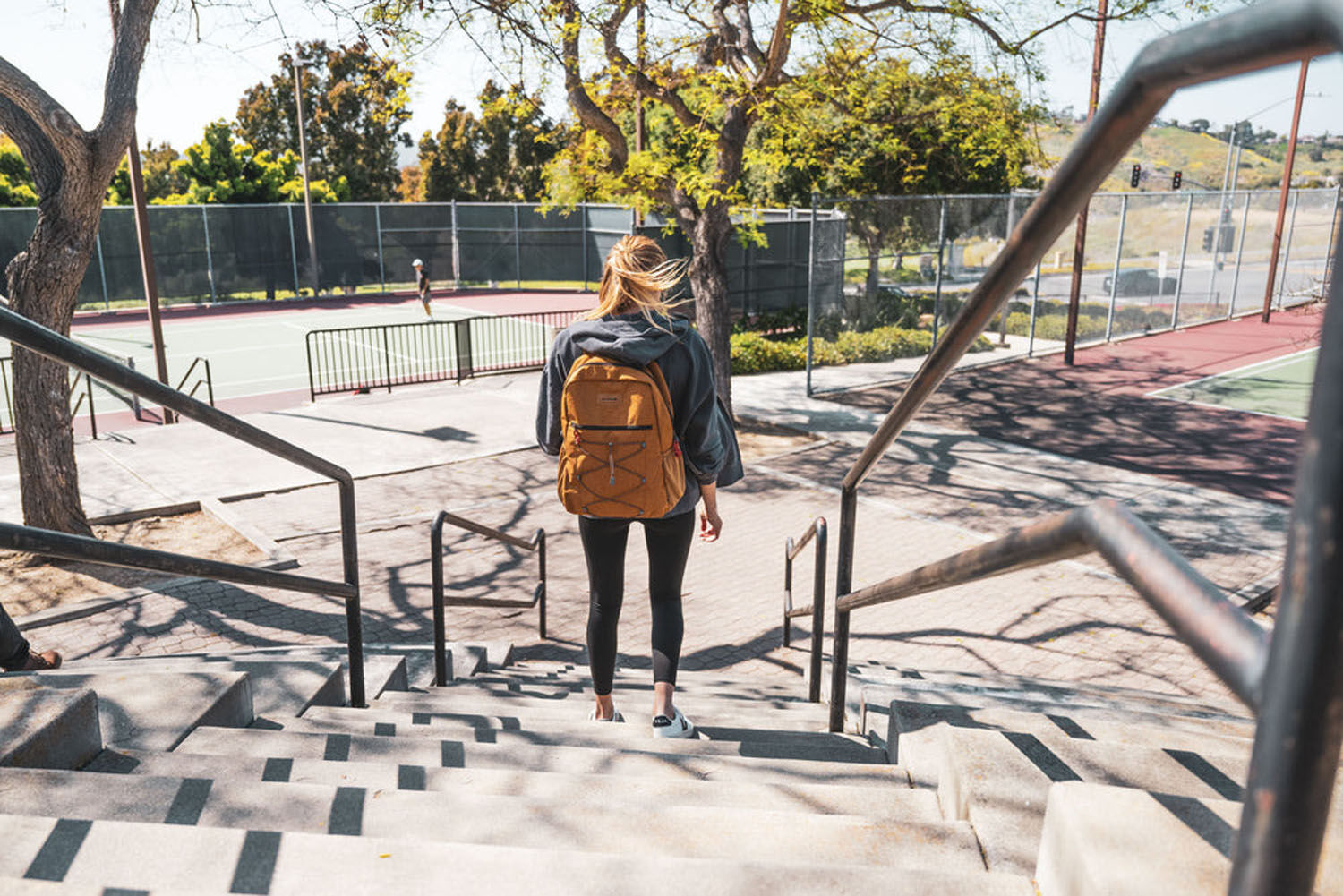 Dakine Tardy Slip Backpack 25L Black Onyx