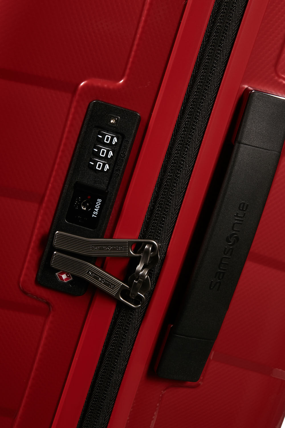 Samsonite Attrix Trolley mit 4 Rollen 81cm Red