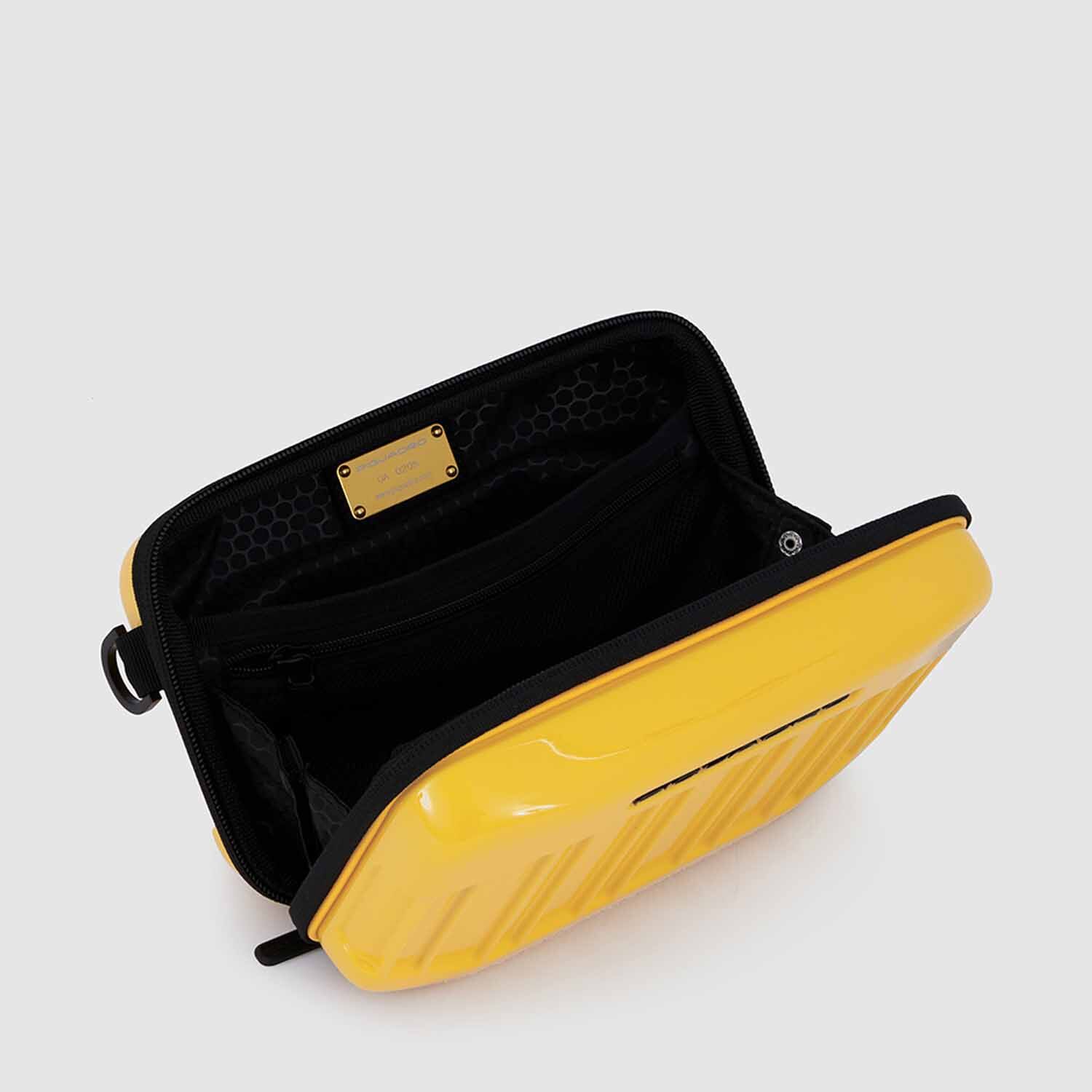Piquadro PQ-Light Personal case Umhängetasche, glänzend gelb