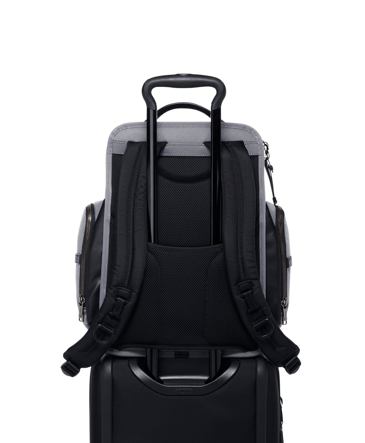 Tumi Alpha X Brief Pack® Laptop-Rucksack + GRATIS HOTELGUTSCHEIN Meteor Grey Tumi Alpha X Brief Pack® Laptop-Rucksack + GRATIS HOTELGUTSCHEIN Meteor Grey
