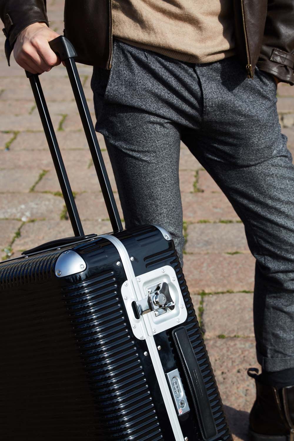 FPM Bank Light Spinner 53 Licorice Black