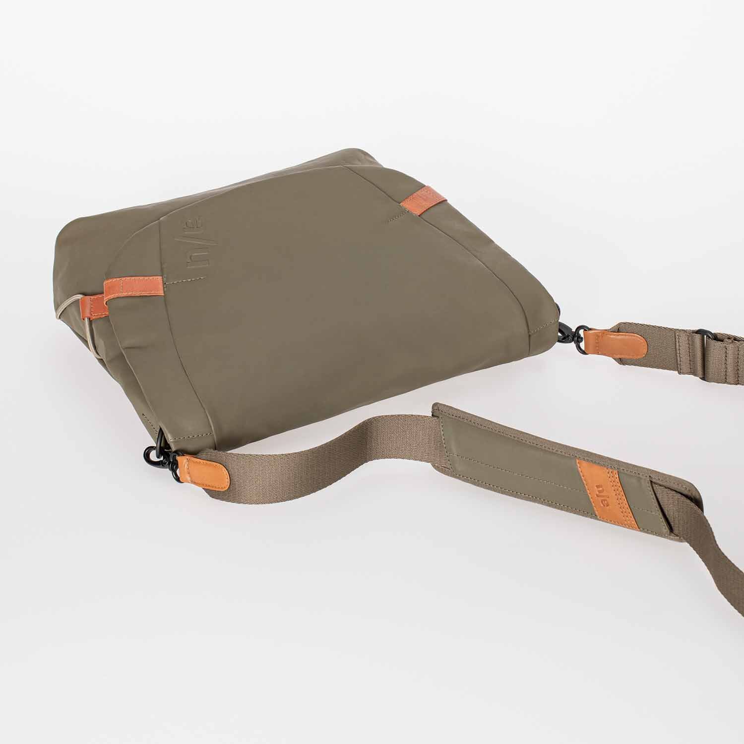 aunts & uncles Japan Matsumoto Messenger Bag fallen rock