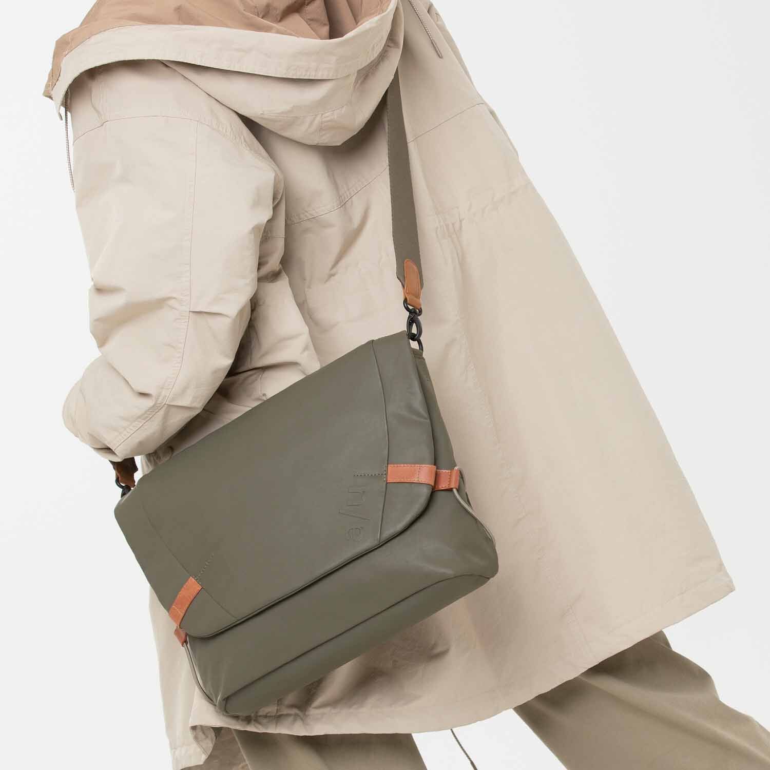 aunts & uncles Japan Matsumoto Messenger Bag fallen rock