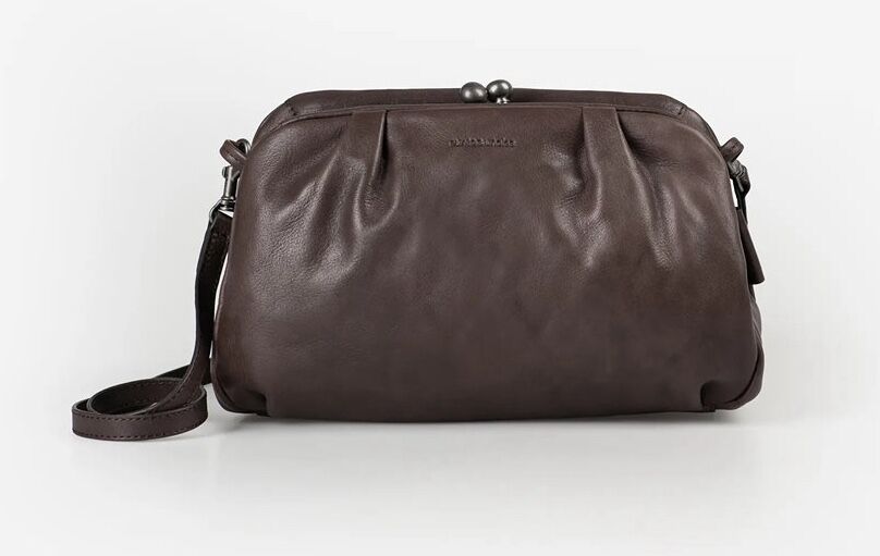 aunts & uncles Grandma's Luxury Club Mrs. Frosting Umhängetasche/Clutch Coffee bean