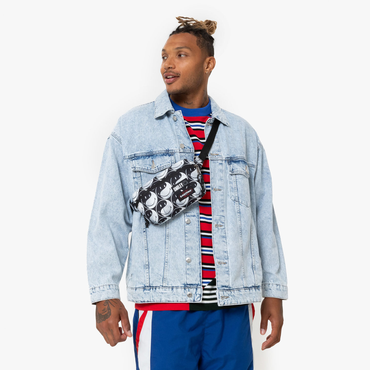 Eastpak SOMMAR Bauchtasche Smiley YY Black Eastpak SOMMAR Bauchtasche Smiley YY Black