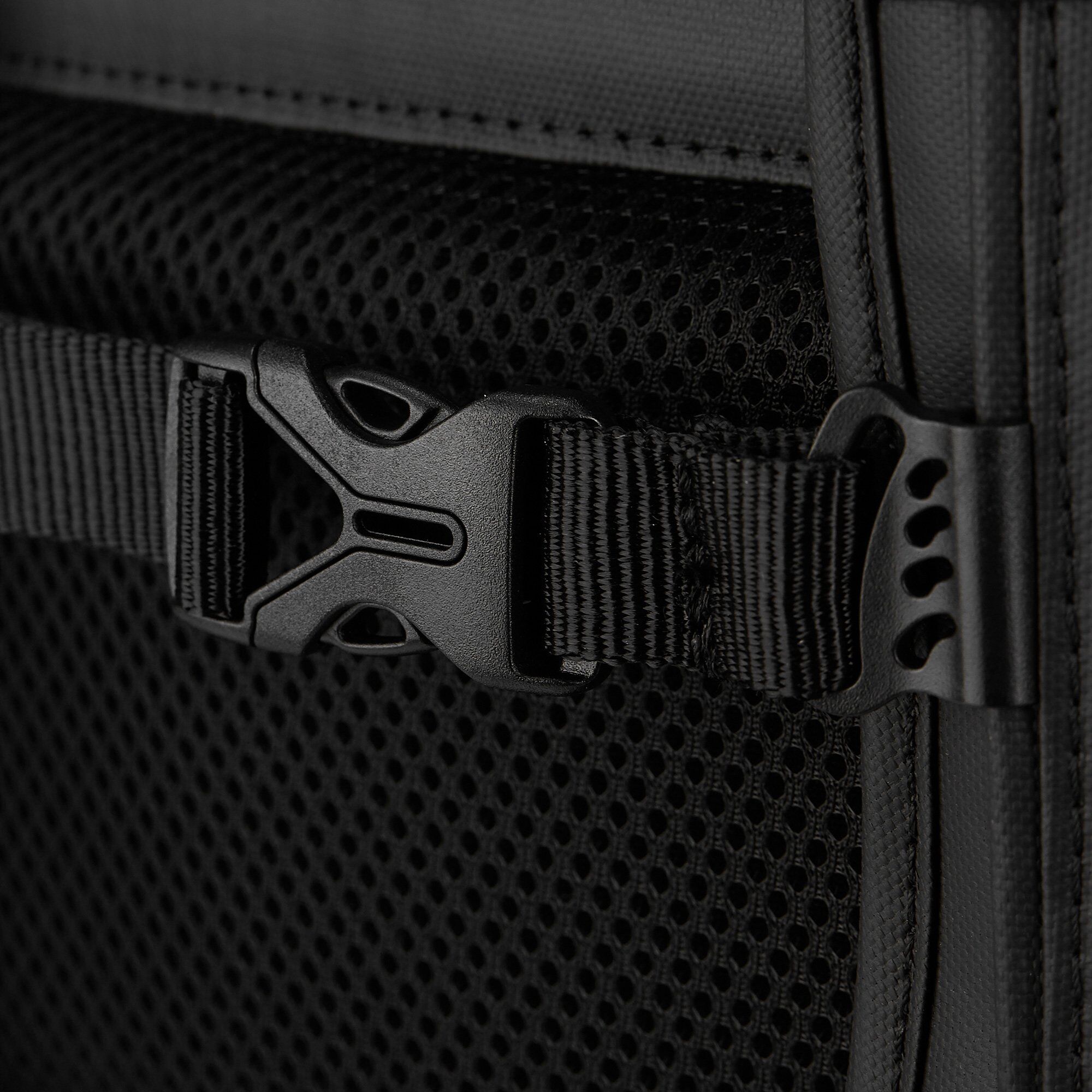 Hedgren LINE Rollup Rucksack 15", RFID geschützt Black