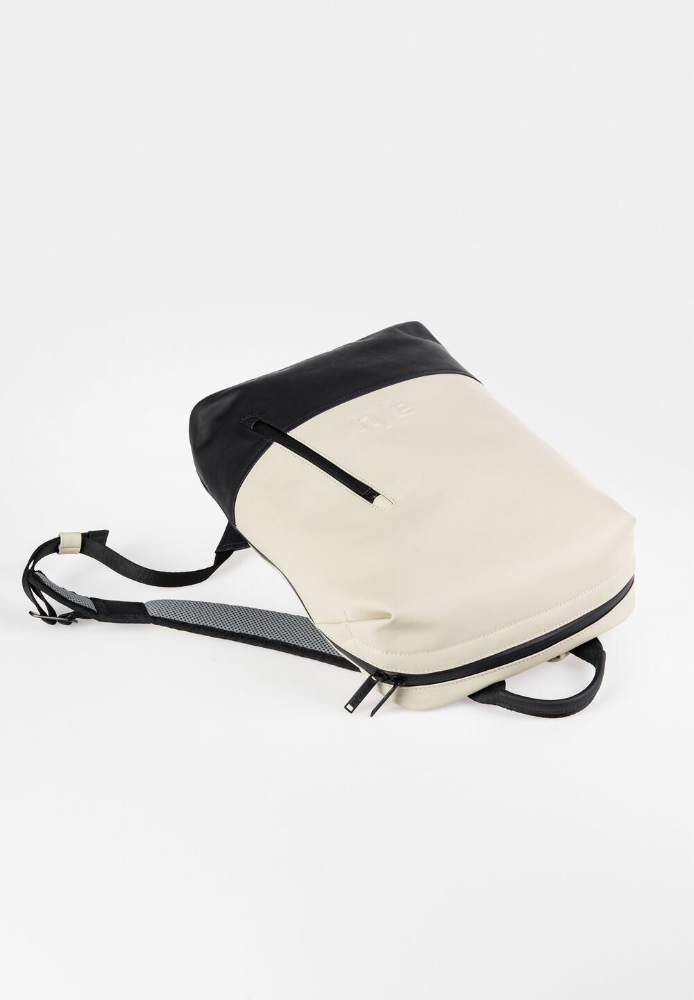 aunts & uncles Japan Nishi Hamamatsu Rucksack mit 13" Notebookfach sand