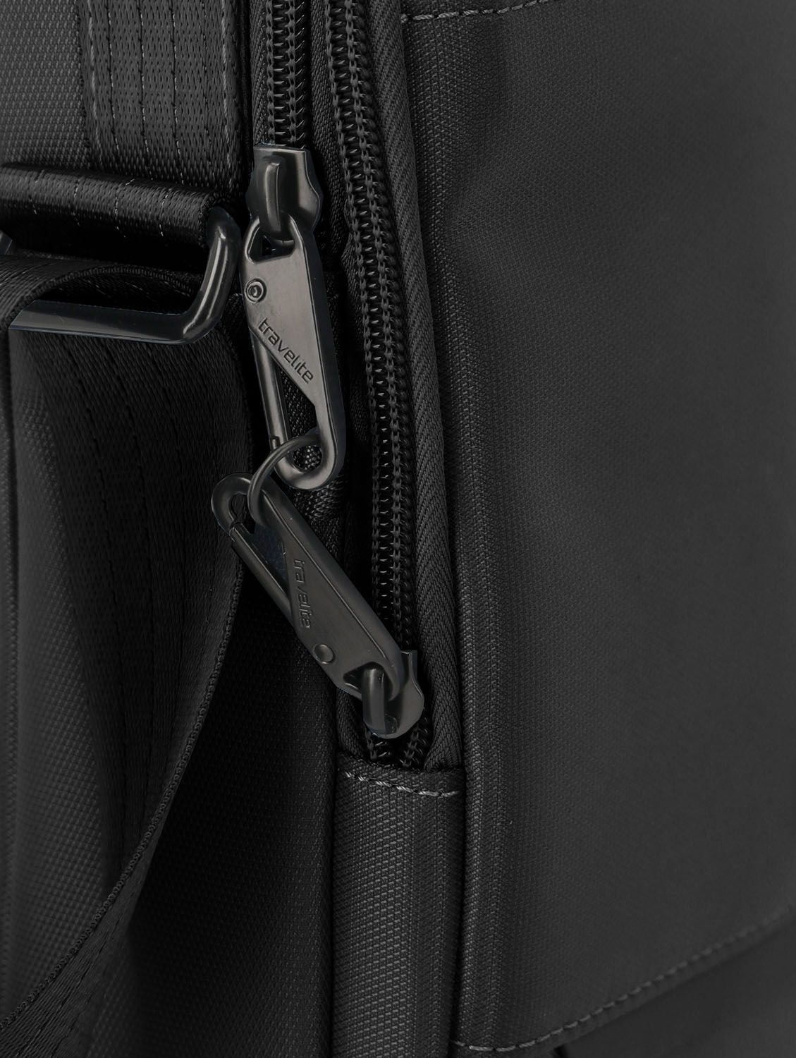 Travelite Workfloow Umhängetasche Schwarz