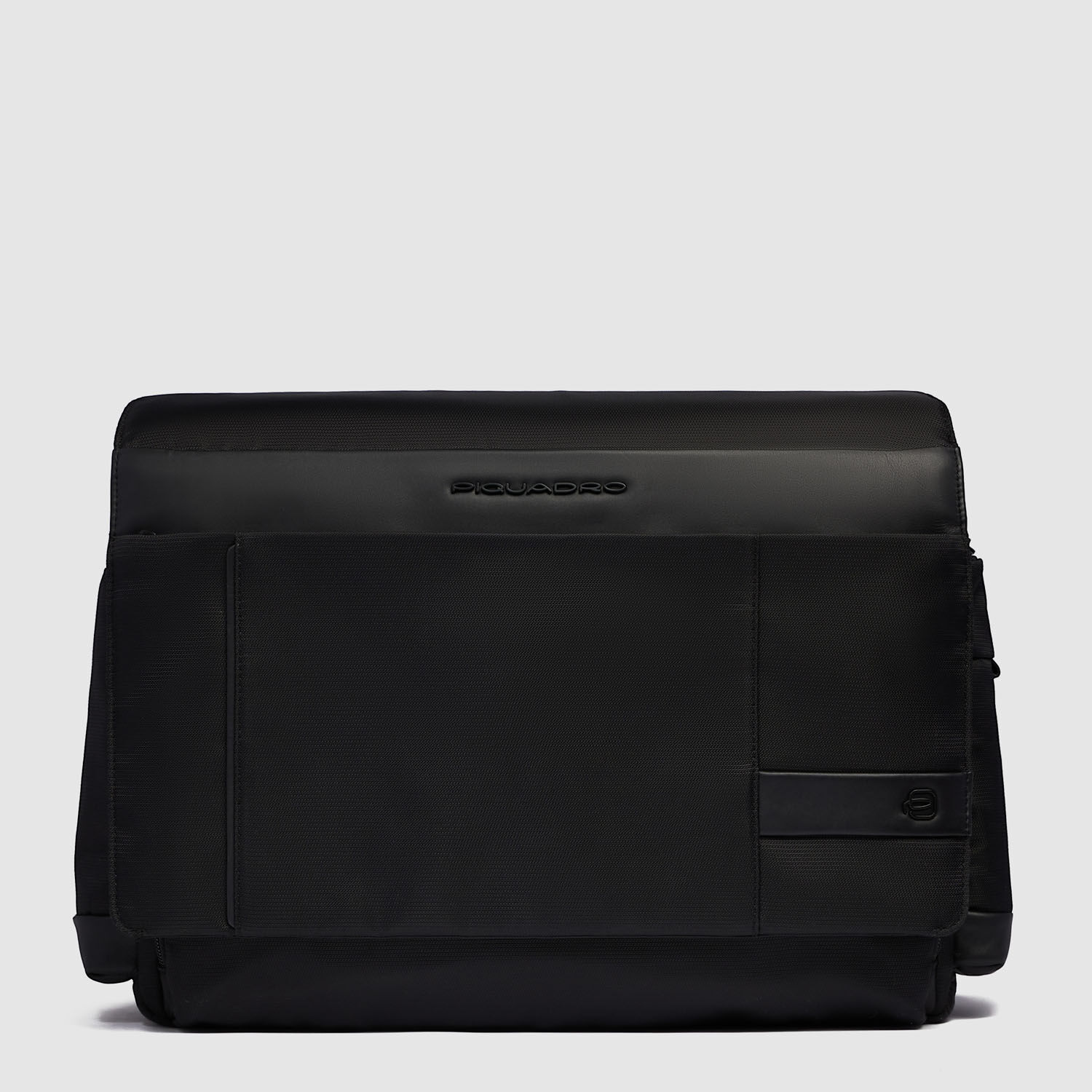 Piquadro W129 Messenger Umhängetasche mit Laptop-Fach 15,6" Schwarz