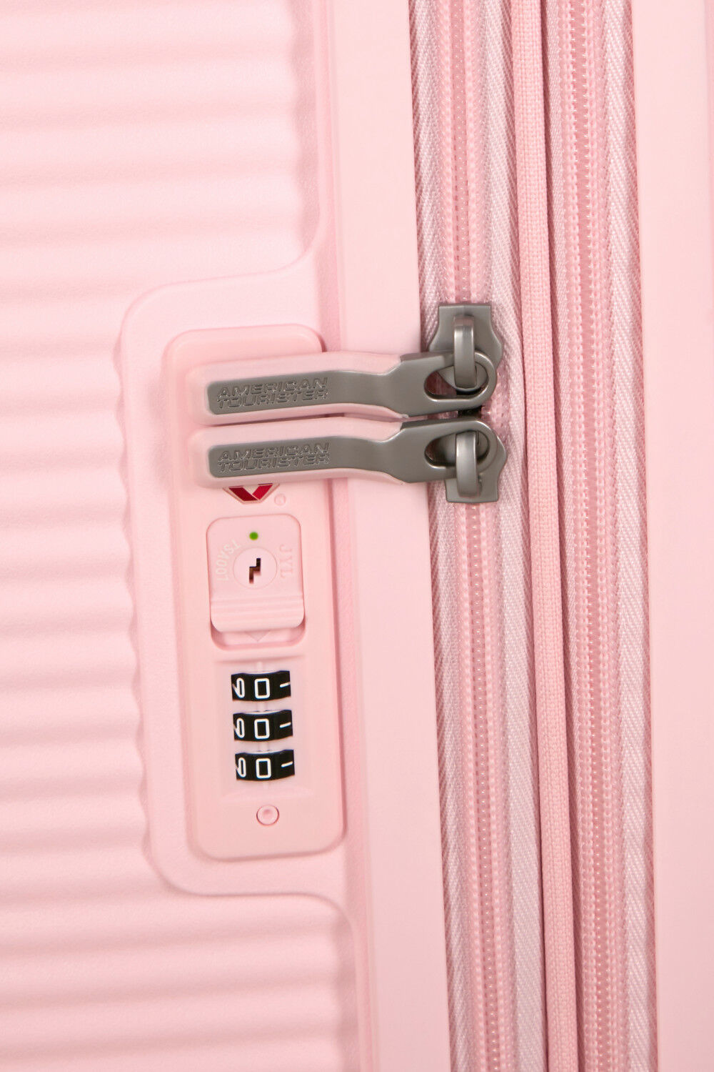 American Tourister Soundbox Trolley M 4R 67cm, erweiterbar Pastel Pink