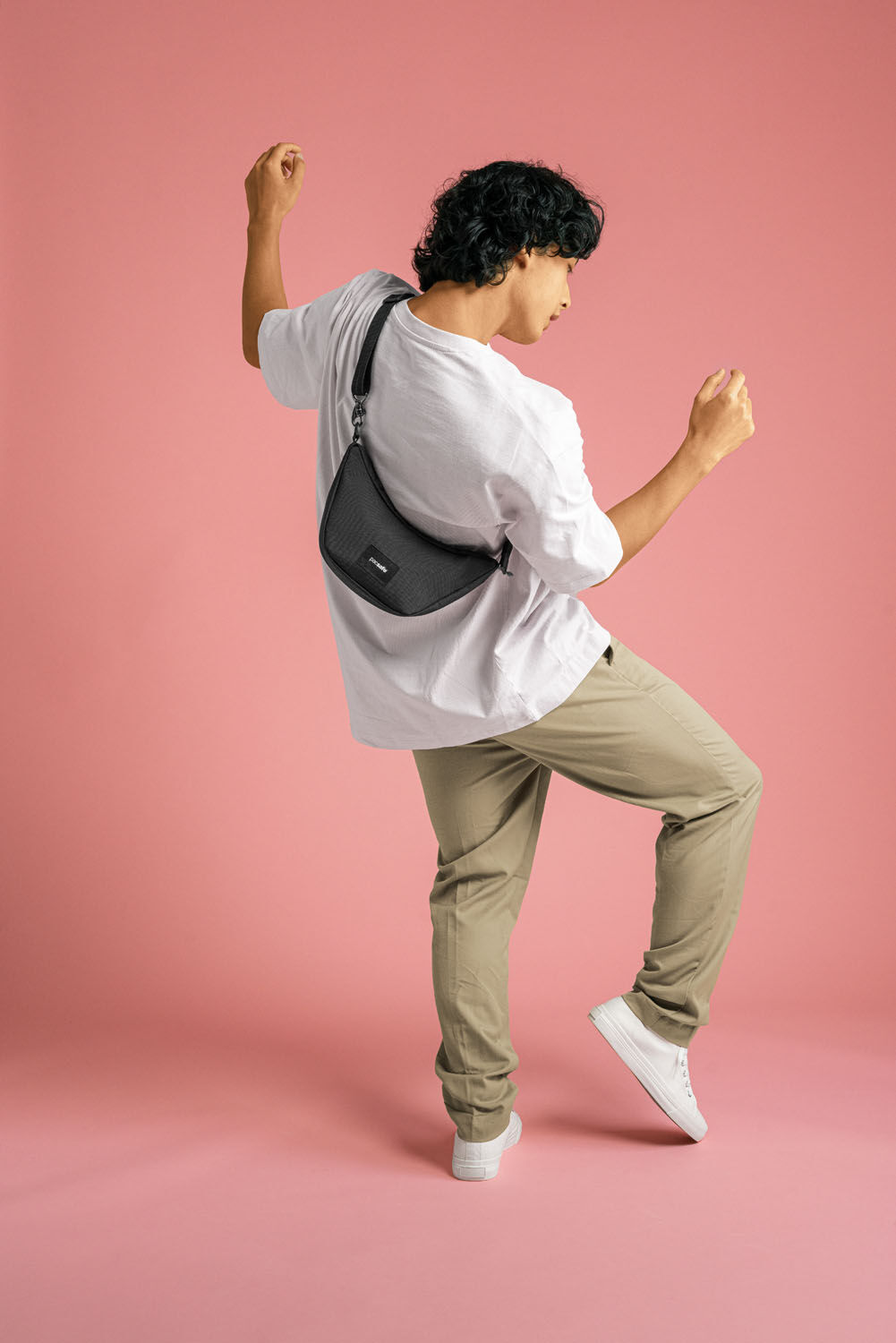 pacsafe GO Anti Theft Lunar Crossbody Jet Black