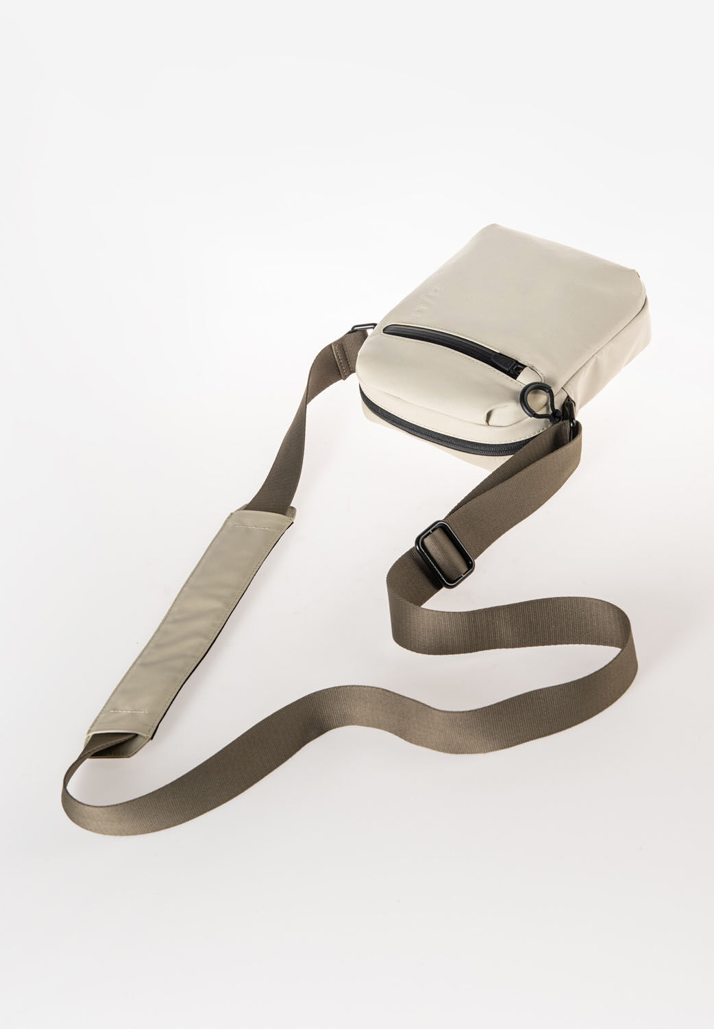 aunts & uncles Japan RE Onga Dust