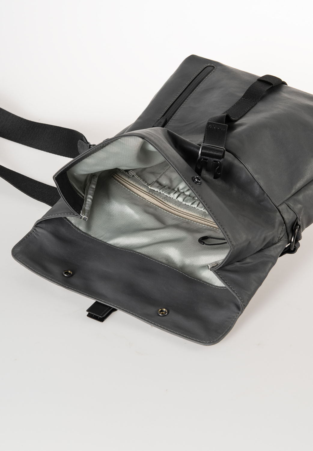 aunts & uncles Japan RE Seki Rolltoptasche volcanic ash