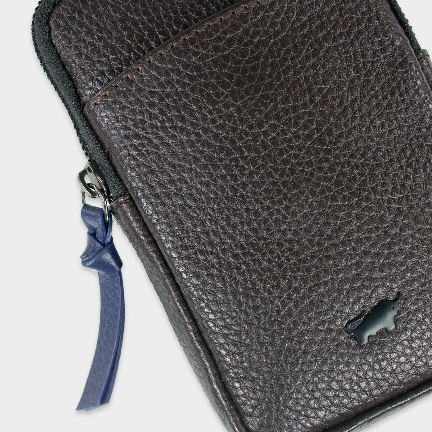 Braun Büffel NOVARA Phone Pouch braun