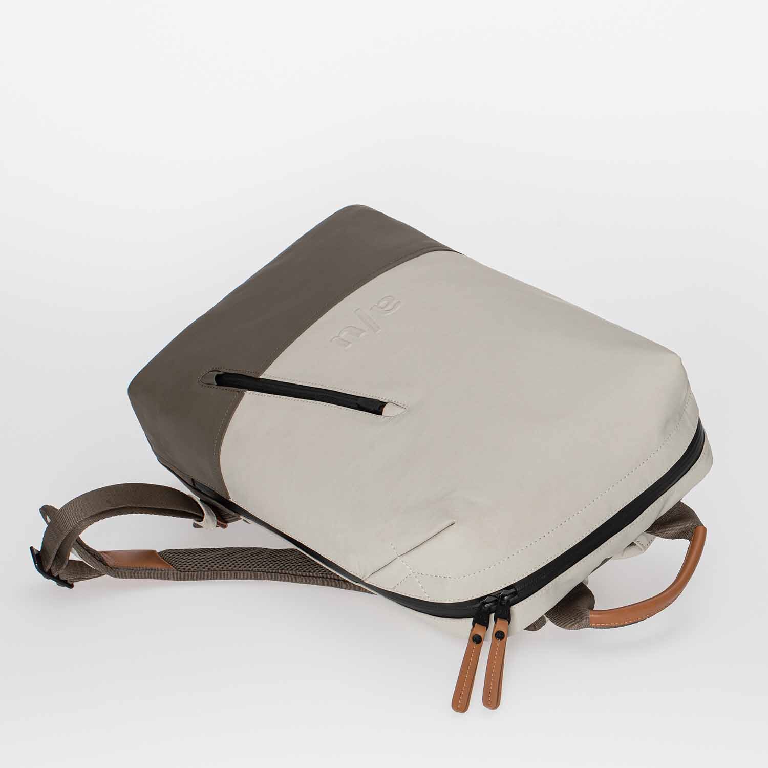 aunts & uncles Japan Hamamatsu Rucksack mit 13" Notebookfach dust